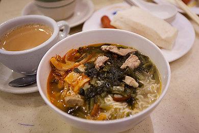 想看《星空》更多展示？你需要等到明年夏季